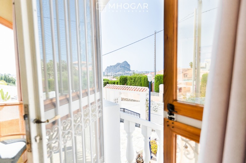 Calpe-Casa hermosa con vistas al mar y Peñón de Ifach a la venta